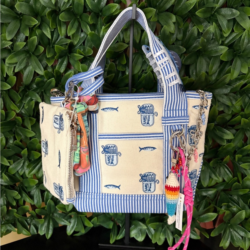 Madden Girl NWT multi mini tote